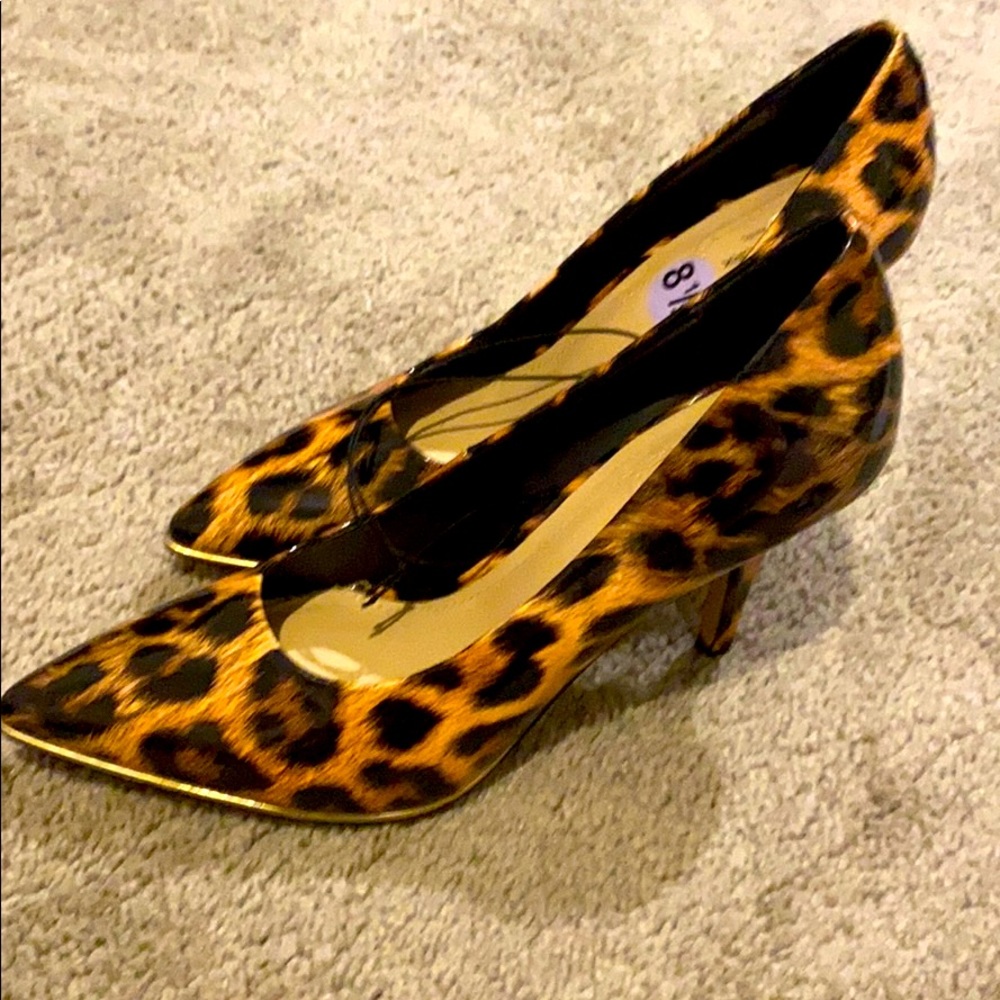New Animal print heels